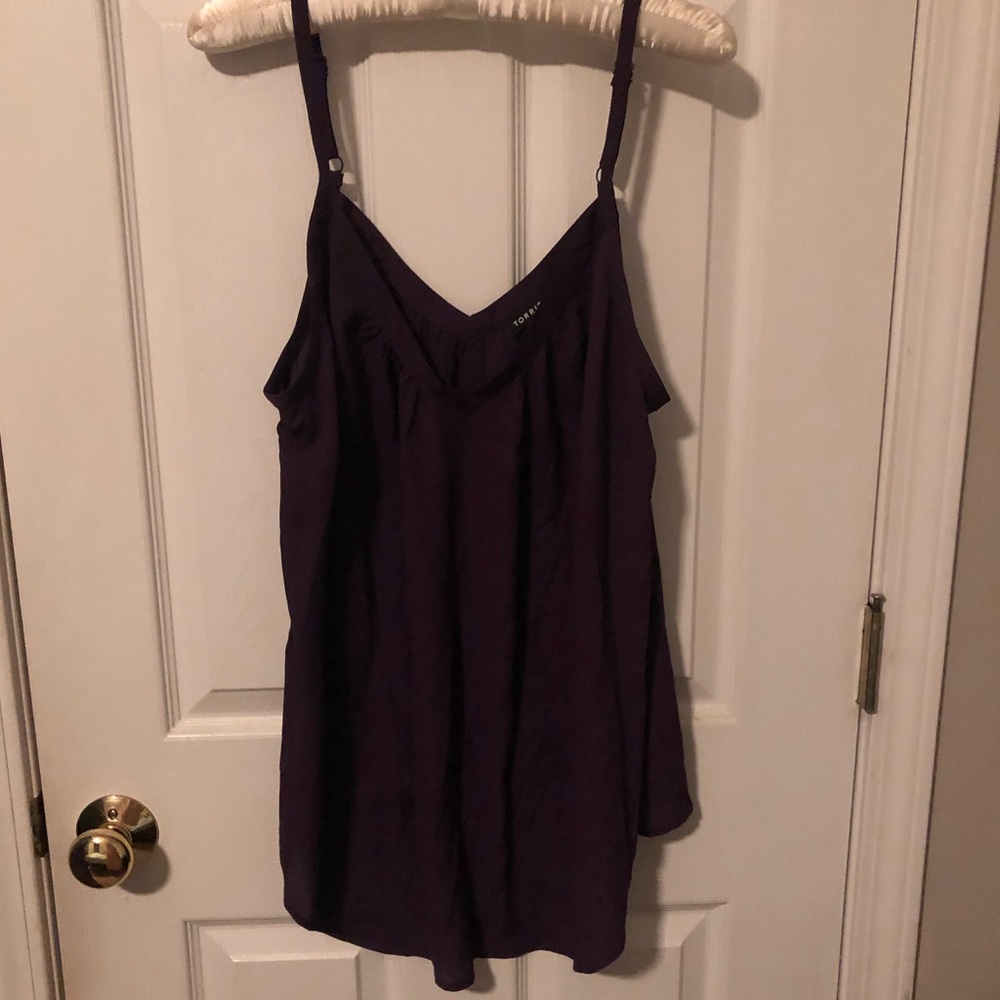 Torrid Purple V-neck Tank size 0x NWOT